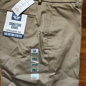 New Men’s Khaki pants 36x29